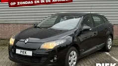 Zwart, metallic lak Gebruikt 2012 Renault Mégane GrandTour Expression Stationwagen | € 2.999 (Super prijs)