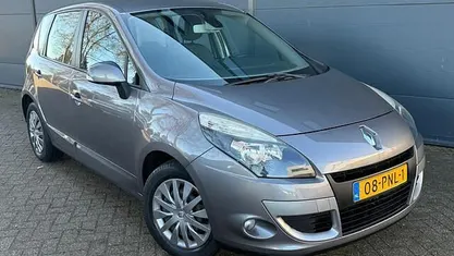 Occasion Renault Scénic III Expression 140 PK (102 kW) 2011 Grijs MPV
