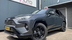 Grijs, metallic lak Gebruikt 2019 Toyota RAV4 Hybrid SUV | € 33.400 (Eerlijke prijs)