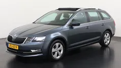 Metal grey (f6f6) Gebruikt 2020 Skoda Octavia Stationwagen | € 21.695 (Eerlijke prijs)