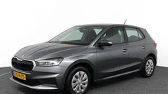 Grijs Gebruikt 2024 Skoda Fabia Ambition Hatchback | € 18.795 (Eerlijke prijs)