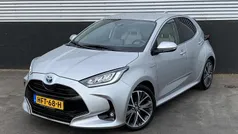 Zilver Gebruikt 2020 Toyota Yaris Hybrid Edition Hatchback | € 21.400 (Eerlijke prijs)