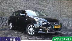 Zwart Gebruikt 2019 Lexus CT200h Hatchback | € 17.495 (Eerlijke prijs)