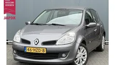Grijs Gebruikt 2009 Renault Clio II Collection Hatchback | € 2.950 (Eerlijke prijs)