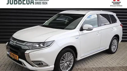 Gebruikt 2019 Mitsubishi Outlander Intense SUV | € 18.895 (Eerlijke prijs)