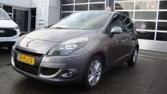 Grijs Gebruikt 2011 Renault Scénic III MPV | € 4.950 (Eerlijke prijs)