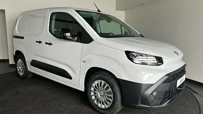 Wit Nieuw 2025 Toyota Proace City City MPV | € 20.950 (Goede deal)