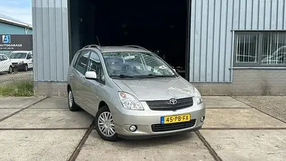Occasion Toyota Corolla Verso Sol 110 PK (80 kW) 2004 Grijs MPV