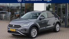 Gebruikt 2024 VW T-Roc Edition SUV | € 35.950 (Eerlijke prijs)