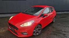 Rood Gebruikt 2019 Ford Fiesta ST-Line Hatchback | € 11.950 (Goede deal)