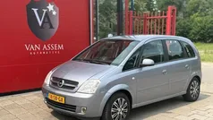 Grijs Gebruikt 2005 Opel Meriva Cosmo MPV | € 1.749 (Eerlijke prijs)