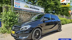 Zwart Gebruikt 2016 Mercedes B180 AMG line MPV | € 16.450 (Eerlijke prijs)