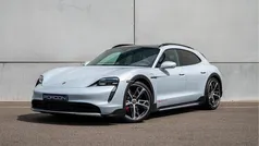 Gebruikt 2023 Porsche Taycan Sedan | € 79.950 (Eerlijke prijs)