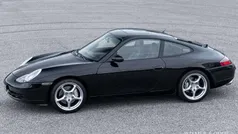 Zwart Gebruikt 1999 Porsche 911 Carrera 4 Coupé | € 28.996 (Eerlijke prijs)