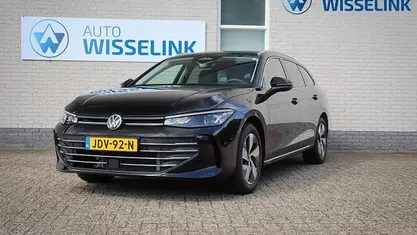 Occasion 2025 VW Passat Business Stationwagen | € 41.800 (Super prijs)