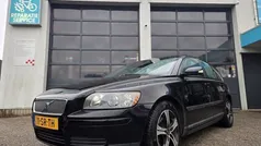 Zwart Gebruikt 2006 Volvo V50 Stationwagen | € 950 (Goede deal)