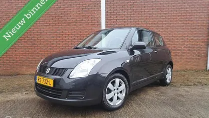 Occasion Suzuki Swift 93 PK (68 kW) 2010 Zwart Hatchback