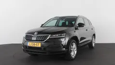Zwart Gebruikt 2021 Skoda Karoq Style SUV | € 23.950 (Eerlijke prijs)