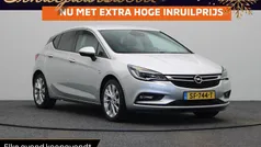 Grijs Gebruikt 2017 Opel Astra Innovation Hatchback | € 15.940 (Eerlijke prijs)