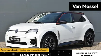 Wit Occasion 2024 Renault R5 Iconic Hatchback | € 32.440 (Eerlijke prijs)