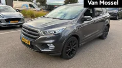 Grijs Gebruikt 2018 Ford Kuga ST-Line SUV | € 20.450 (Eerlijke prijs)
