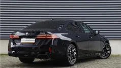 Gebruikt 2025 BMW 550e M Sport Sedan | € 89.900 (Super prijs)