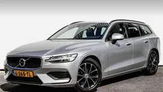Grijs Gebruikt 2021 Volvo V60 Momentum Stationwagen | € 22.940 (Goede deal)