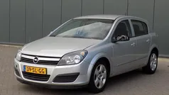 Gebruikt 2006 Opel Astra Edition Hatchback | € 699 (Eerlijke prijs)