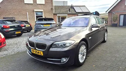 Bruin Occasion 2011 BMW 525 Executive Stationwagen | € 7.445 (Goede deal)