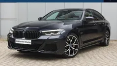 Zwart Gebruikt 2021 BMW 530e Executive Sedan | € 37.950 (Eerlijke prijs)