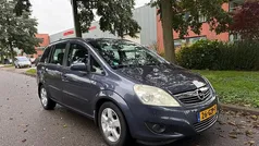 Grijs Gebruikt 2008 Opel Zafira MPV | € 2.650 (Eerlijke prijs)