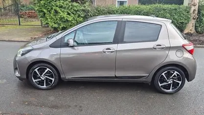 Gebruikt 2019 Toyota Yaris Hatchback | € 15.250 (Eerlijke prijs)