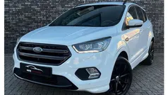 Zwart Gebruikt 2019 Ford Kuga ST-Line SUV | € 20.400 (Goede deal)
