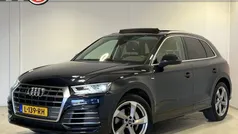Blauw, metallic lak Gebruikt 2018 Audi Q5 Black Edition SUV | € 37.840 (Eerlijke prijs)