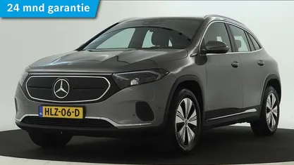 Berggrijs metaalkleur metallic Gebruikt 2022 Mercedes EQA250 Progressive SUV | € 31.950 (Eerlijke prijs)
