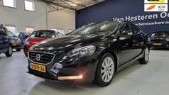 Gebruikt 2013 Volvo V40 Momentum Hatchback | € 8.700 (Eerlijke prijs)