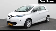 Wit Gebruikt 2019 Renault Zoe Life Hatchback | € 9.940 (Eerlijke prijs)