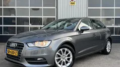 Grijs Gebruikt 2015 Audi A3 Sportback Ambition Hatchback | € 14.700 (Eerlijke prijs)