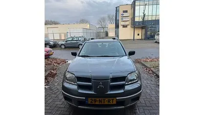 Occasion 2004 Mitsubishi Outlander SUV | € 1.850 (Goede deal)