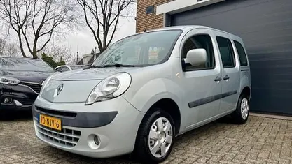 Occasion 2010 Renault Kangoo Expression MPV | € 6.700 (Super prijs)