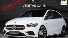 Wit Gebruikt 2022 Mercedes B200 AMG line MPV | € 32.450 (Eerlijke prijs)