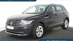 Zwart Gebruikt 2021 VW Tiguan Elegance SUV | € 31.400 (Eerlijke prijs)