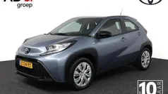 Gebruikt 2024 Toyota Aygo Play Hatchback | € 18.450 (Eerlijke prijs)