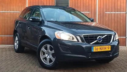 Grijs (metallic) Gebruikt 2010 Volvo XC60 Kinetic SUV | € 8.750 (Goede deal)