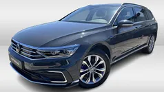 Grijs Gebruikt 2021 VW Passat GTE Stationwagen | € 28.950 (Eerlijke prijs)