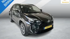 Zwart Gebruikt 2023 Toyota Yaris Cross Executive SUV | € 30.950 (Eerlijke prijs)
