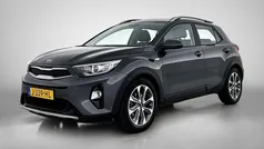 Grijs Gebruikt 2020 Kia Stonic SUV | € 19.795 (Eerlijke prijs)