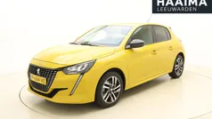 Geel Gebruikt 2022 Peugeot 208 Allure Hatchback | € 20.945 (Eerlijke prijs)