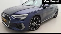 Blauw Gebruikt 2023 Audi A3 Sportback S-Line Hatchback | € 31.900 (Eerlijke prijs)