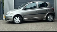 Gebruikt 2004 Toyota Yaris Hatchback | € 3.250 (Eerlijke prijs)